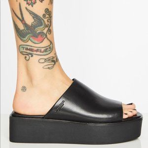 SOLD | Vagabond Bonnie Leather Platform Slides